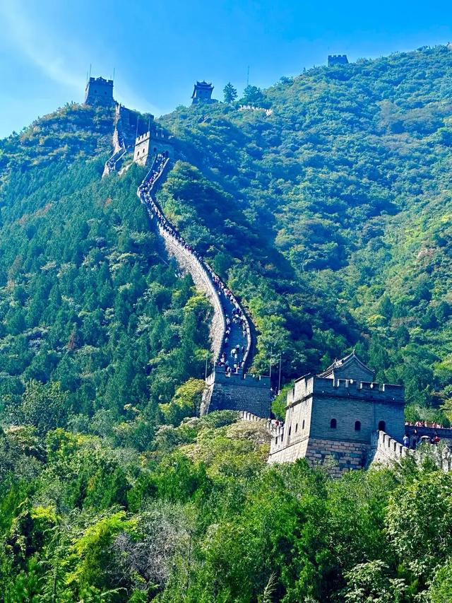 居庸叠翠:燕京八景中的雄关翠色,千年天险的诗意定格