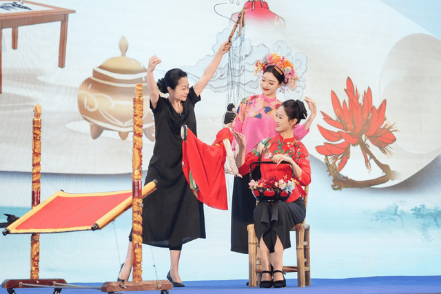 “𨑨迌闽南·星戏相逢” 国庆去泉州！星级酒店藏着千年戏韵，这场邂逅太可了