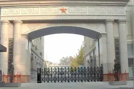 北京卫戍区为何与另外3大直辖市警备区不同，还兼备作战司礼任务图片