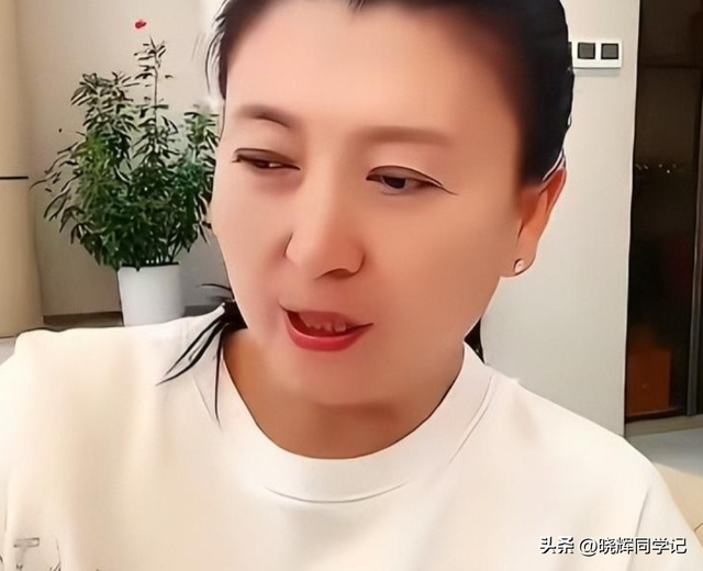 闫学晶道歉不到24小时，担心的一幕还是发生了	，舆论反扑更加猛烈