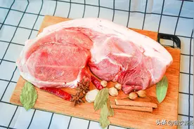 猪身上最好吃的肉排行，后腿肉排第五，梅头肉排第二，建议了解图片