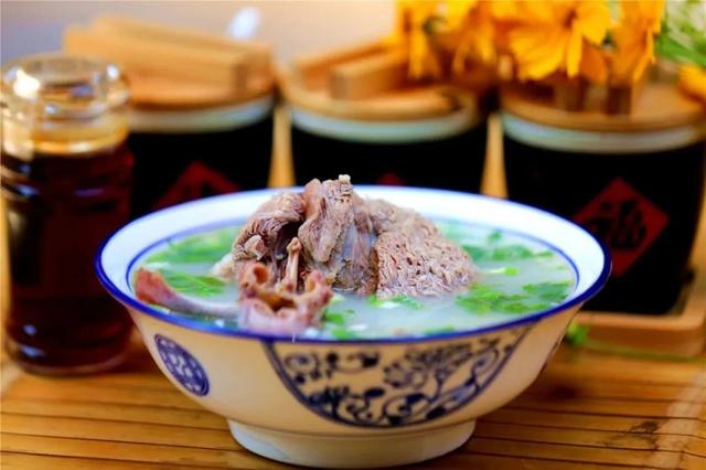 跟着《生万物》《我们的河山》吃遍临沂！解锁 “沂蒙文脉・舌尖奇遇之旅”