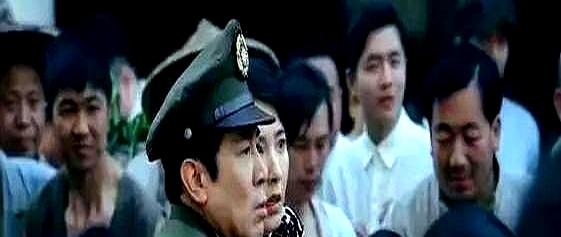 沉默的荣耀：唯一全身而退的潜伏者	，竟是装傻充愣的吴家女佣