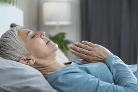 人类寿命极限是多少？科学家通过基因研究，给出了相对客观的数值图片