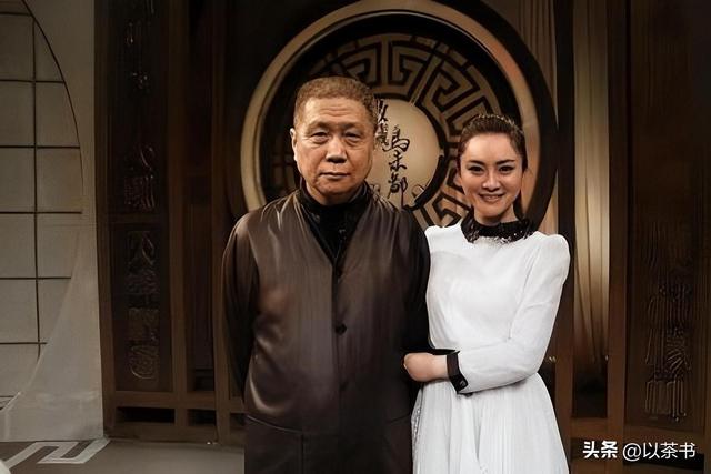 原来马未都妻子是她，怪不得做啥都能来财，真是娶一个贤妻旺三代