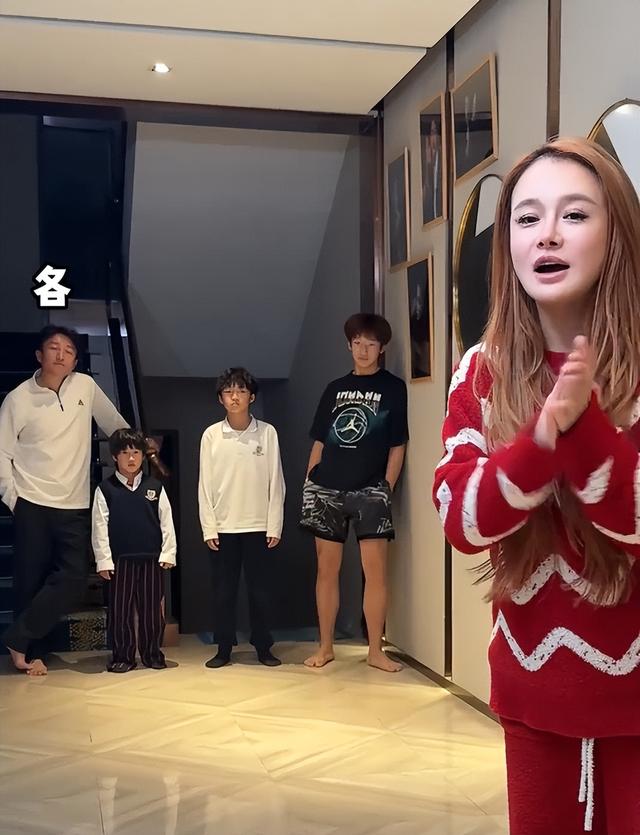 里子面子都没了！赔光2亿后，妻子深夜亲手撕下邹市明最后的体面