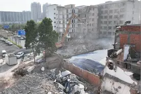 “拦路虎”被拆，南宁2条搁置10余年断头路打通后成南北新通道图片