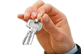 门锁了没钥匙怎么开？解锁生活小妙招，轻松应对突发状况！图片