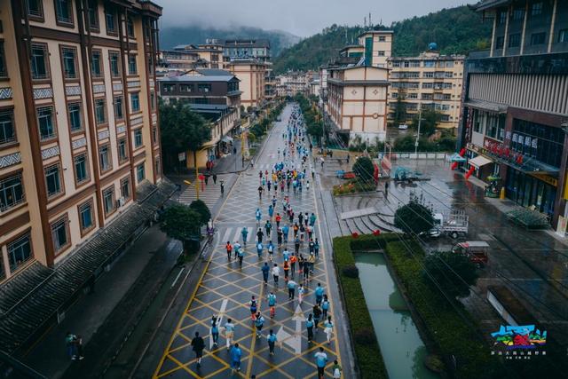 2025年屏边大围山越野赛暨第七届云南省户外运动嘉年华圆满落幕
