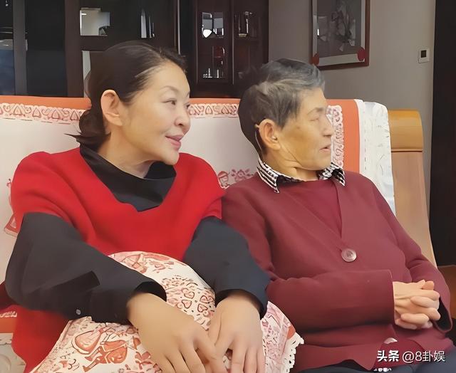 钱再多有什么用！66岁身家过亿的倪萍	，还是要为儿子婚恋操碎了心