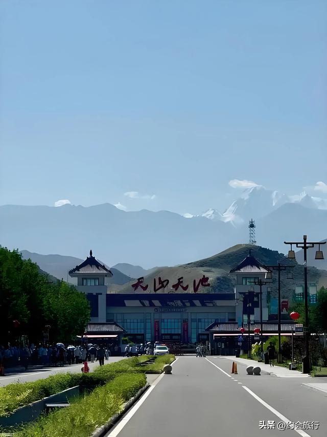 景区大门越建越远？别被“保护”忽悠了，这背后的账本才更刺眼