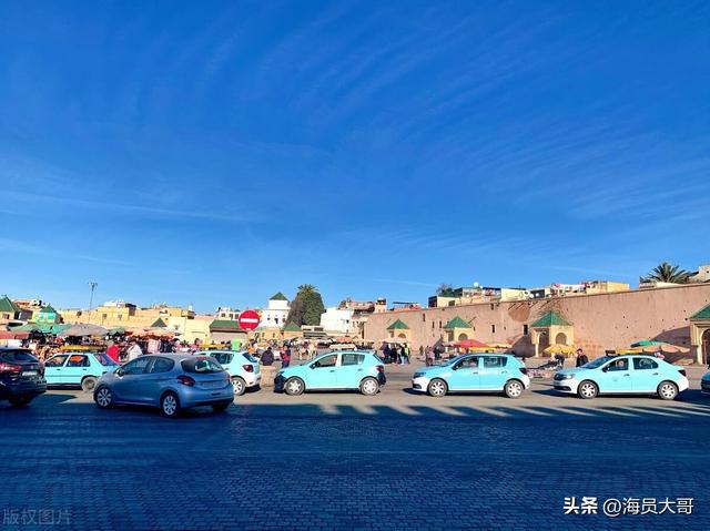 船到摩洛哥，船员出游被女人带进家，妈妈勇敢替女儿说情令人感动