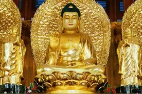 释迦牟尼佛诞辰日，所求皆所愿。图片