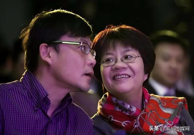 当当网创始人李国庆大婚，张朝阳俞敏洪等名人到场祝福