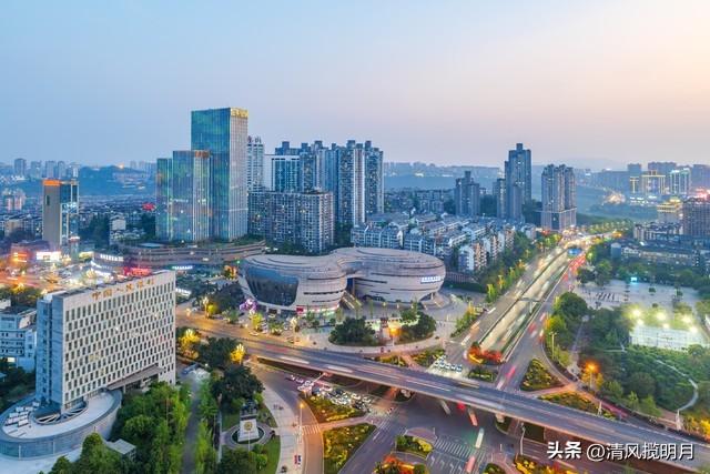 和老伴去四川泸州住了一个月，实在忍不住想说：对泸州5点印象～