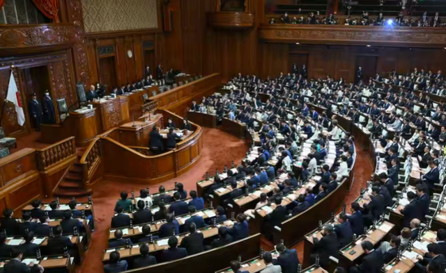 大结局要来？高市安排身后事，辞职条件已确定	，中国73岁老将出山