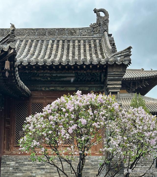 华严寺：“八大辽构”之七，拥有最美辽塑菩萨和最美古代书橱