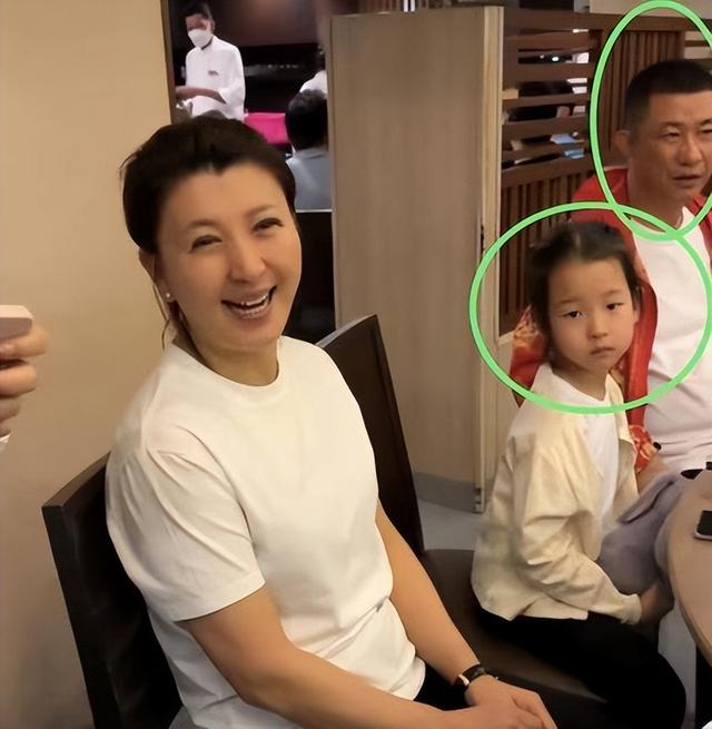 闫学晶风波终于落幕，6个男人惨遭牵连	，儿媳与继女最不好过