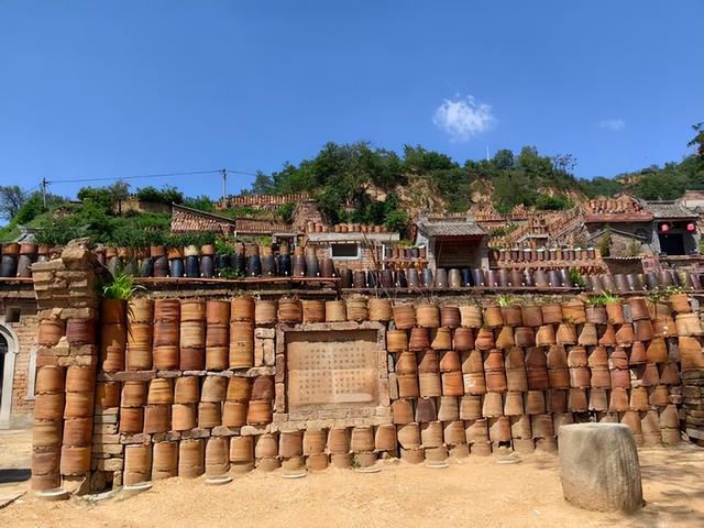 陕西陈炉镇：千年窑火燃 1400 载，陶瓷滋养古镇世代人