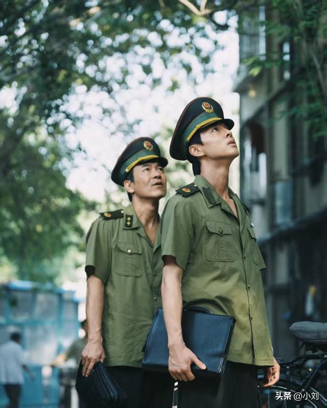 仅播6集，就轻松冲上飙升榜第一，不愧是你们盼一年的黑马悬疑剧