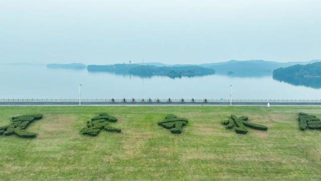 黄陂秋色未尽，快来共赴赏叶寻幽之旅