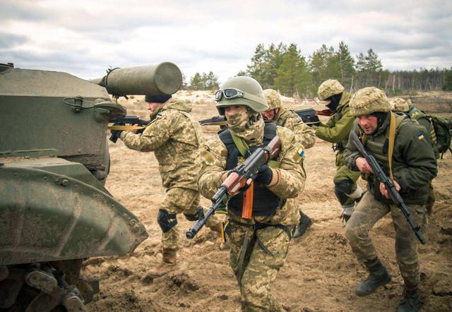 和平已无望？马斯克预言大战时间，美政府已签字：提到台湾省8次