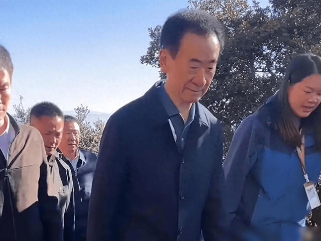 风流成性、挥霍无度，37岁“纸醉金迷”的王思聪，再次传出大丑闻