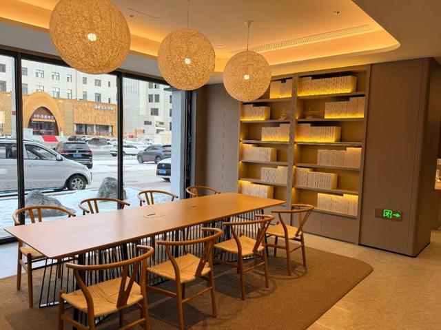 让冰雪绘景、暖宿留情成为今冬最暖的底色