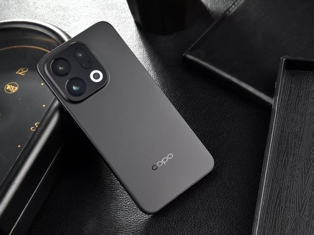 OPPO旗下这3款手机价格大跳水：16GB + 512GB组合最低仅两千出头