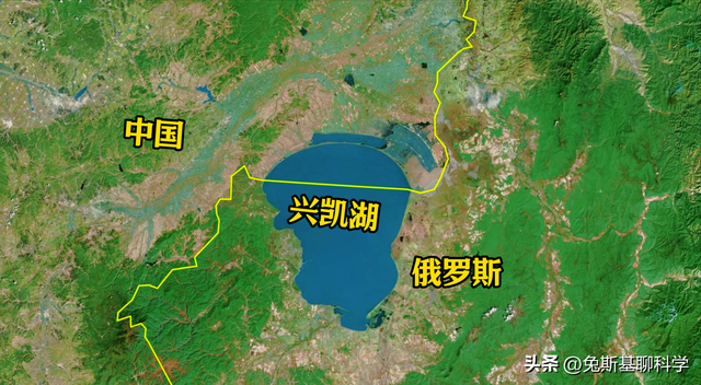 历史伤痕！这4个湖曾经全部属于中国，如今却一湖分两国