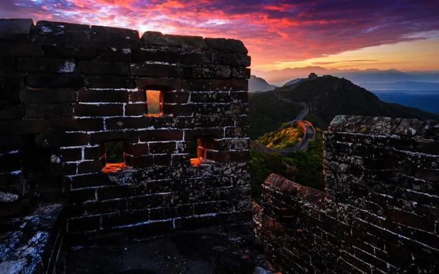 巨龙盘踞金山岭长城！