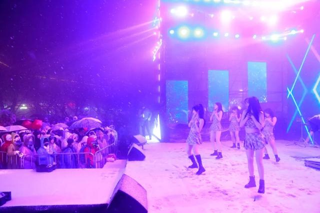 冰雪“冷”资源，带“火”庐山冬季旅游