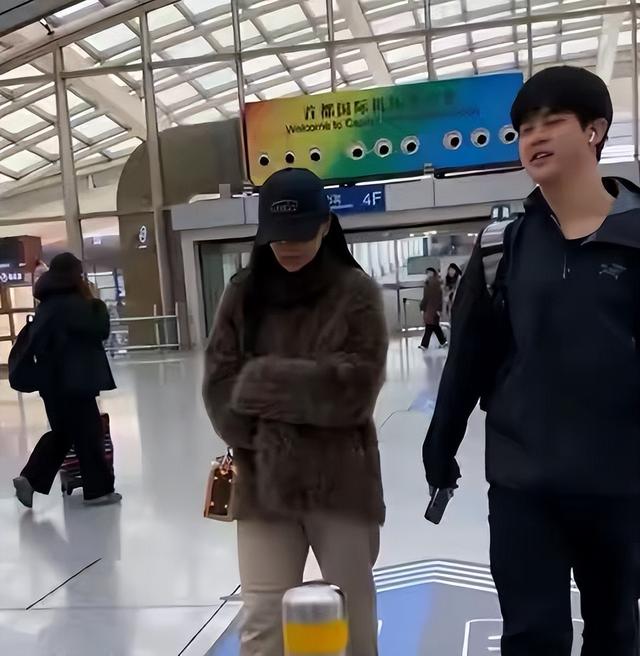 钱再多有什么用？50岁胡可近况曝光，给当代女星敲响了警钟