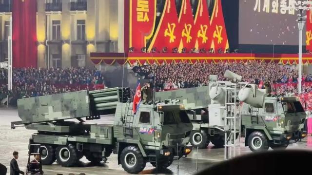 朝鲜大型团体操和文艺演出现场曝光