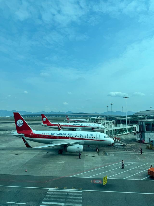 首富夫妻逃亡两年终落网，一人暴力抗法，一人狂卷9.7亿海外被抓