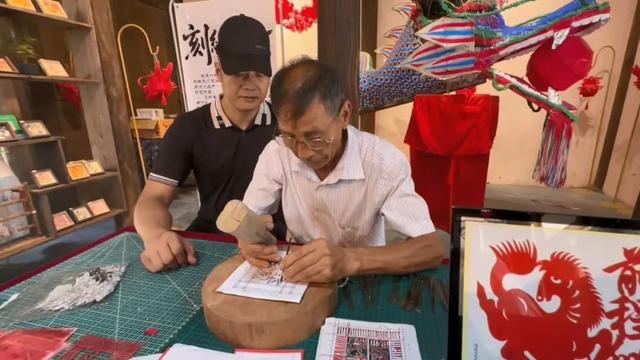 古宅“活”了！长汀800年左厢里开街