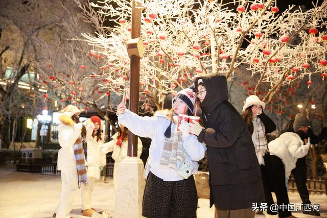 庐山雪景分外妖娆