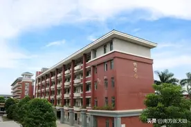 她女儿初三，为什么她后悔当初小升初的择校决定？图片