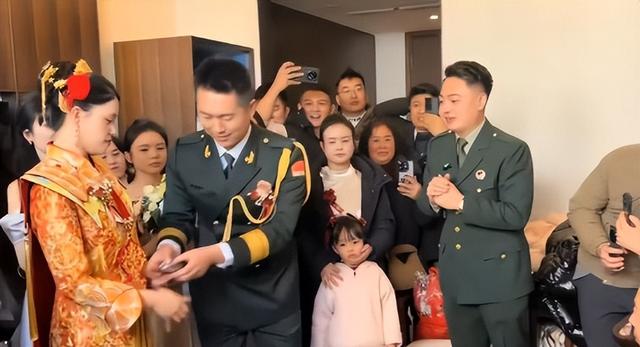 张自轩婚礼曝光！新娘强势、拒他两次亲密动作	，岳父现场送车和卡