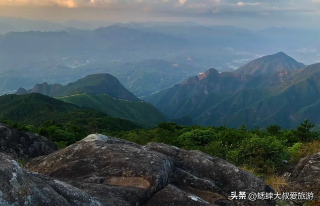 浙江低调奢华的低调小县，比衢州辣，比杭州鲜，还藏着民族特色！