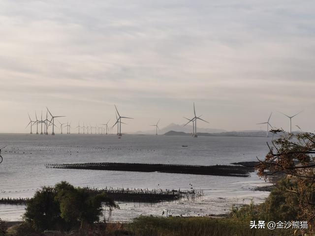 打卡屿头岛厝梁礁"一线天" 登上平潭岛 双龙连续第三年千里走双骑3