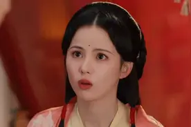 《春花焰》老皇上不与子顾圆房，为何割破她的手，不割自己的？图片