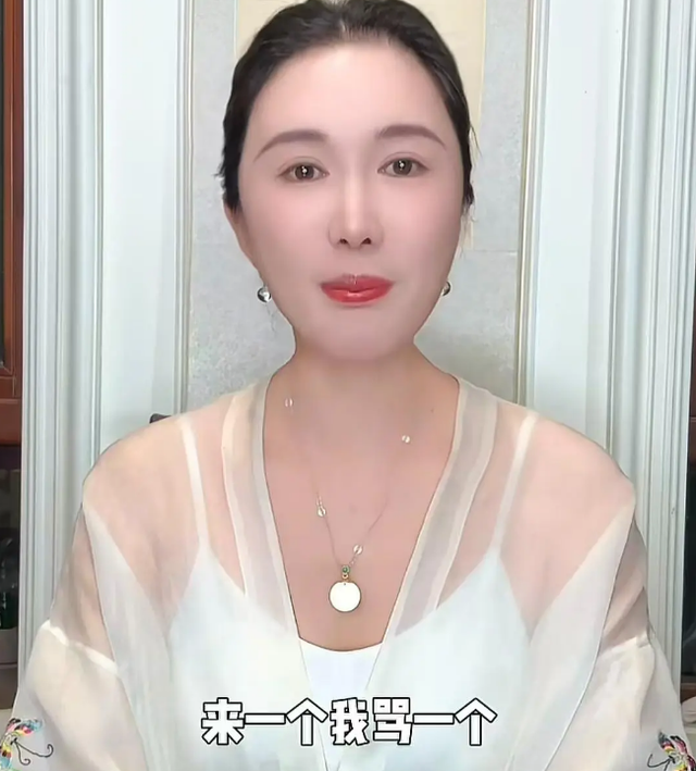 拔出萝卜带出泥，张纪中再迎噩耗，转移财产是冰山一角，麻烦大了