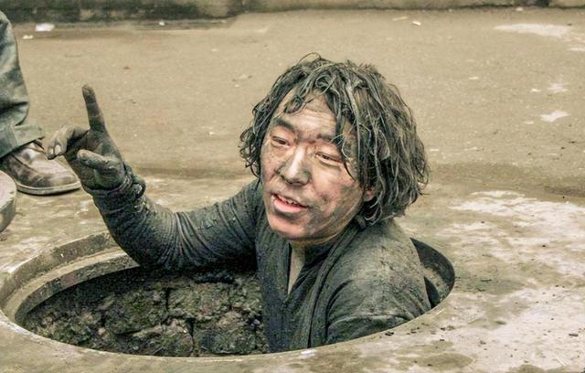 钱再多有什么用？51岁百亿影帝黄渤近况曝光，给年轻人们提了个醒