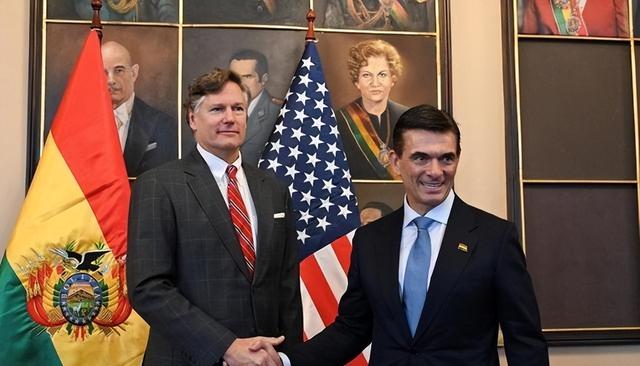 又一个中国伙伴倒向美国，撕毁合同	，骗走20亿！把矛头对准了中国