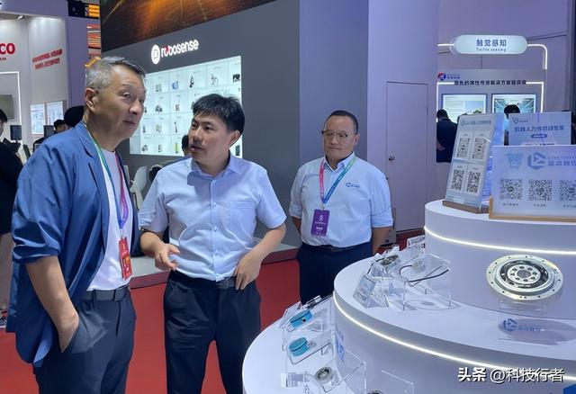对话蓝点触控刘吴月：力觉是人形机器人场景化应用的关键