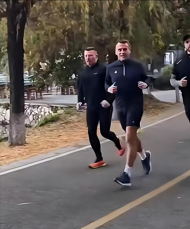 中法连发五道联合声明！马克龙一句共同选择，中法关系再上台阶？