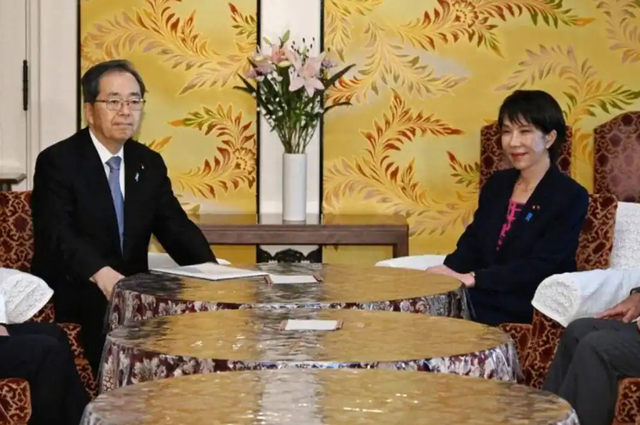 高市拒不认错，日方威胁驱逐中国外交官，中方一句话下达最后通牒