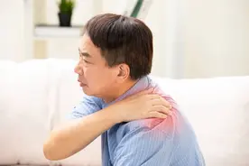 神奇拍打法：快速疏通经络，越拍越轻松，越拍越精神图片