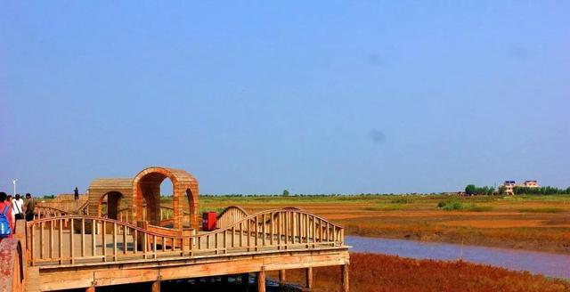 辽宁人口最少的地级市，常住人口不足150万，仅为沈阳六分之一